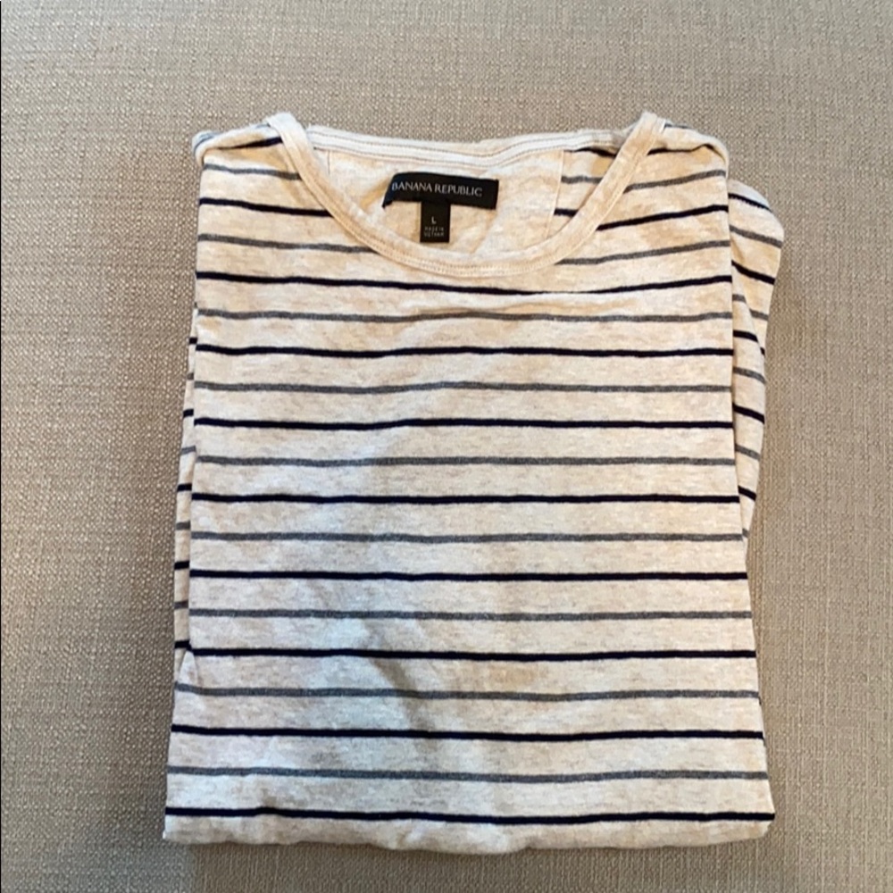 Banana Republic t-shirt